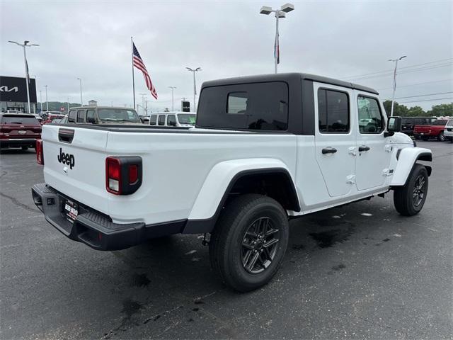 new 2025 Jeep Gladiator car, priced at $44,250