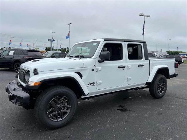 new 2025 Jeep Gladiator car, priced at $44,250