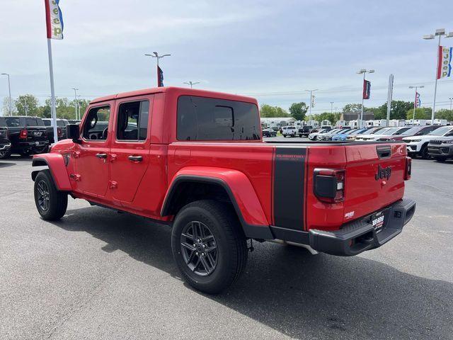 new 2025 Jeep Gladiator car, priced at $46,339