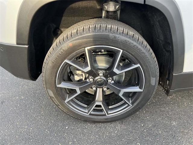 new 2026 Jeep Cherokee car, priced at $45,447