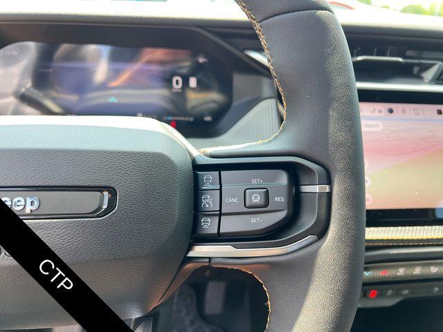 new 2026 Jeep Cherokee car, priced at $38,913