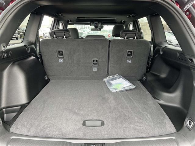 new 2026 Jeep Grand Cherokee car, priced at $43,967