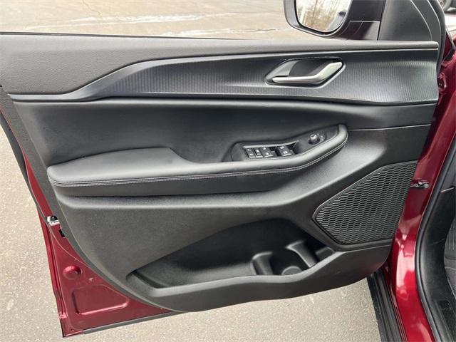 new 2026 Jeep Grand Cherokee car, priced at $43,967