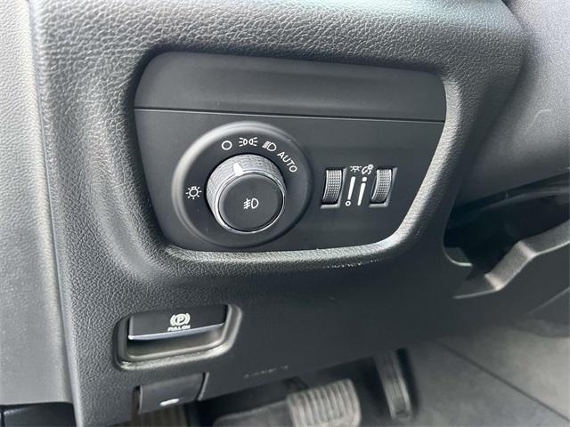 new 2025 Jeep Grand Cherokee L car, priced at $50,490