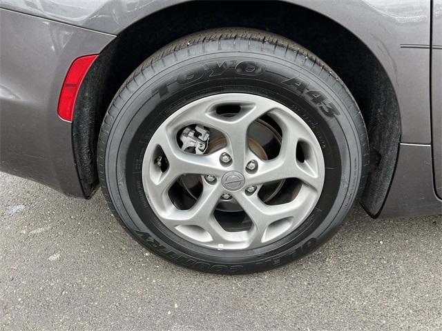 used 2023 Chrysler Pacifica car, priced at $28,900