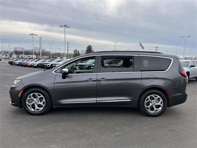 used 2023 Chrysler Pacifica car, priced at $28,900