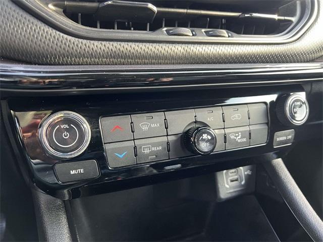 used 2022 Jeep Compass car, priced at $22,900