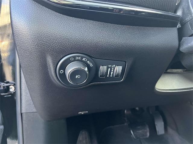 used 2022 Jeep Compass car, priced at $22,900