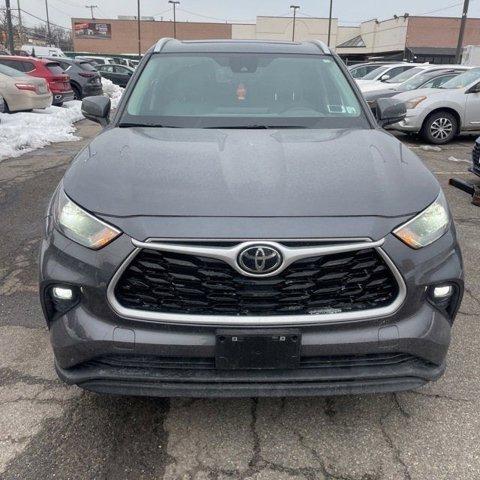 used 2023 Toyota Highlander car, priced at $40,547