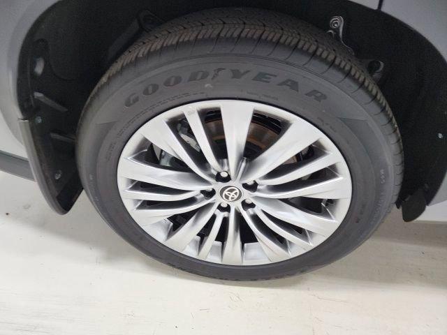 new 2026 Toyota Highlander car, priced at $56,372