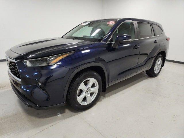 used 2023 Toyota Highlander car, priced at $29,582