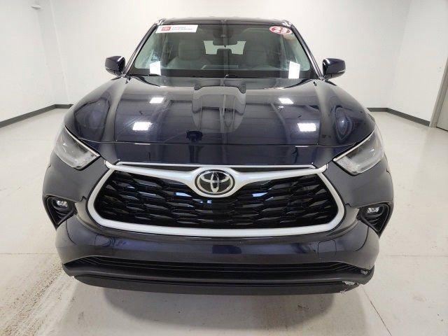 used 2023 Toyota Highlander car, priced at $29,582