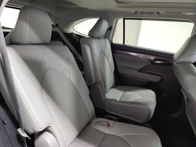 used 2024 Toyota Highlander car, priced at $48,888