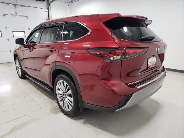used 2024 Toyota Highlander car, priced at $48,888