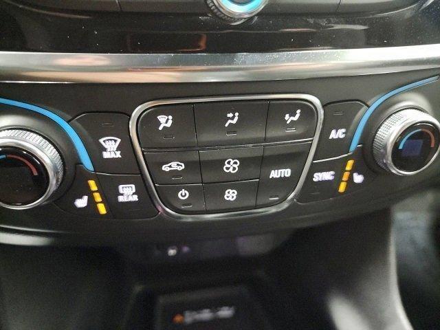 used 2023 Chevrolet Traverse car, priced at $30,000