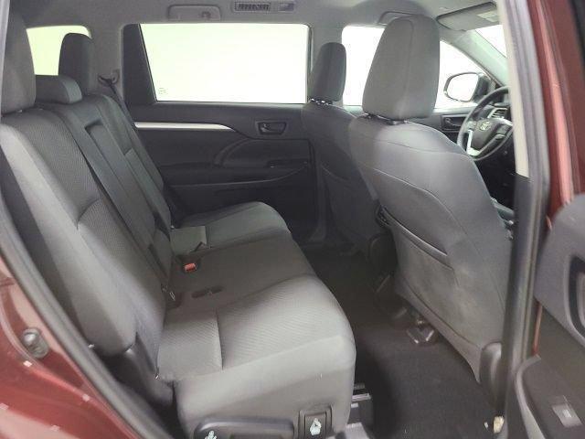 used 2019 Toyota Highlander car, priced at $23,290