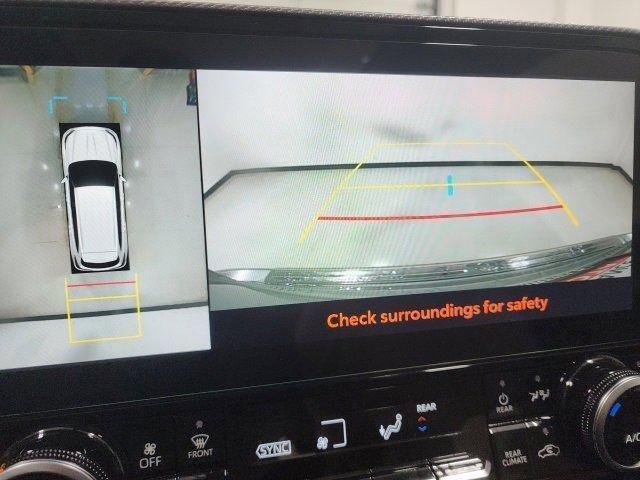 used 2024 Toyota Highlander car, priced at $47,252