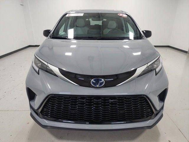 used 2024 Toyota Sienna car, priced at $47,203