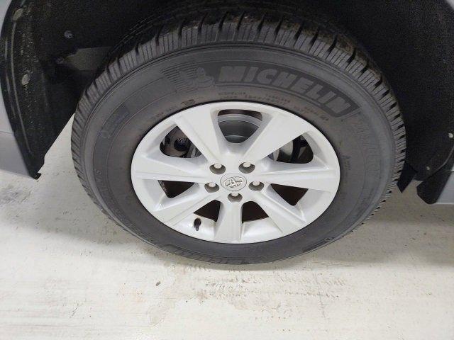 used 2013 Toyota Highlander car, priced at $10,687