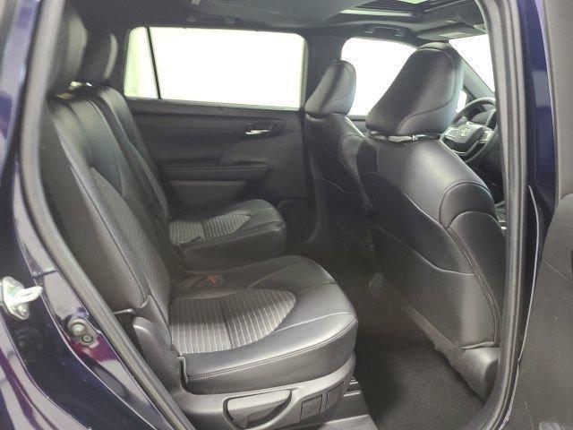 used 2023 Toyota Highlander car, priced at $44,649