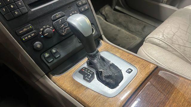 used 2004 Volvo XC90 car, priced at $3,966