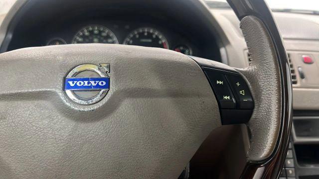 used 2004 Volvo XC90 car, priced at $3,966