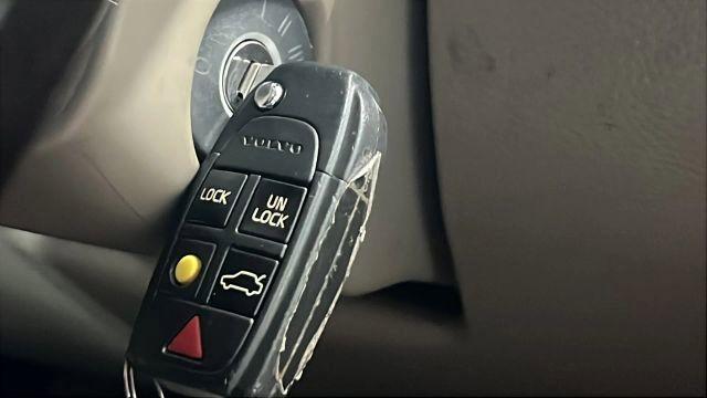 used 2004 Volvo XC90 car, priced at $3,966