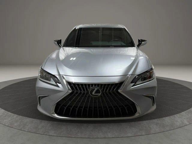 used 2025 Lexus ES 300h car, priced at $38,999