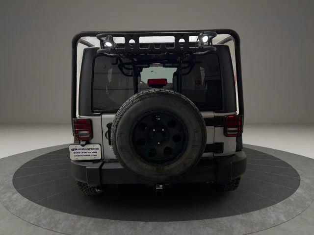 used 2015 Jeep Wrangler Unlimited car, priced at $15,339
