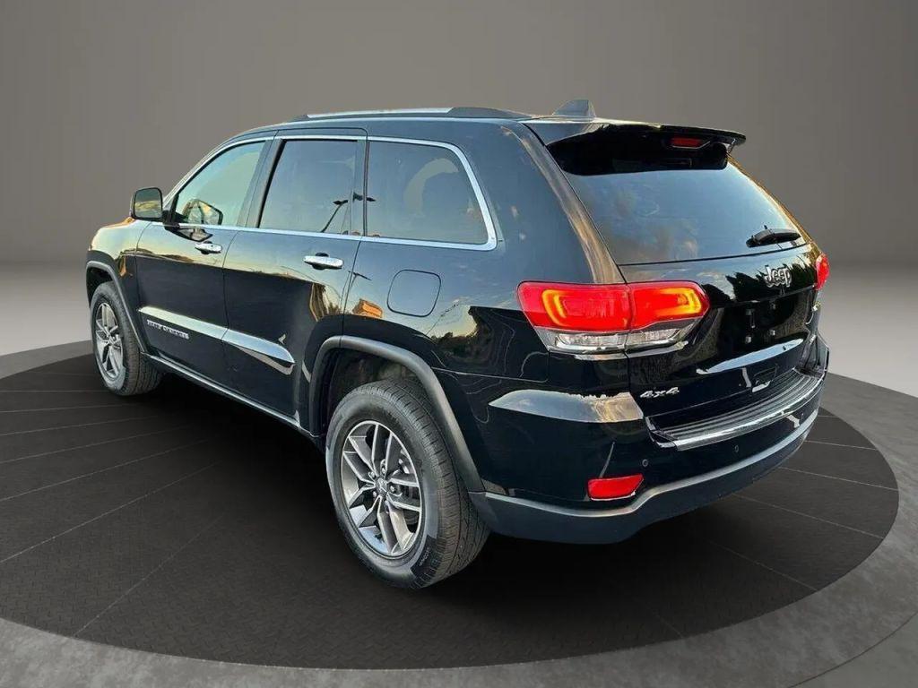used 2018 Jeep Grand Cherokee car, priced at $15,500