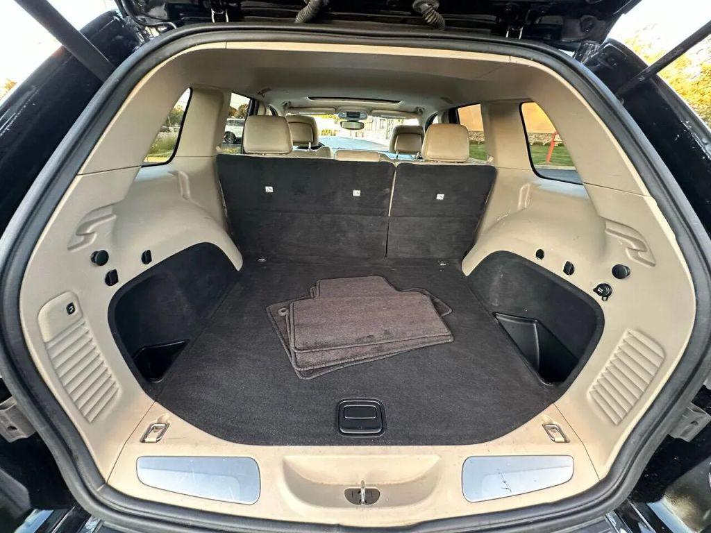 used 2018 Jeep Grand Cherokee car, priced at $15,500