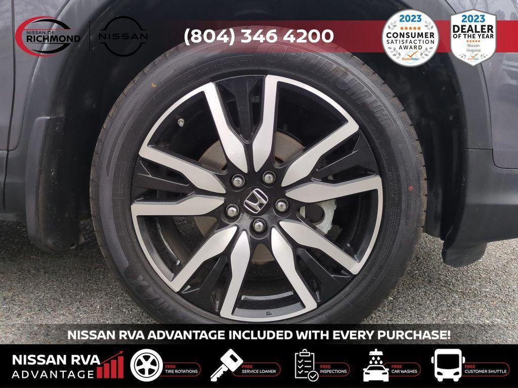 used 2022 Honda Pilot car, priced at $31,995