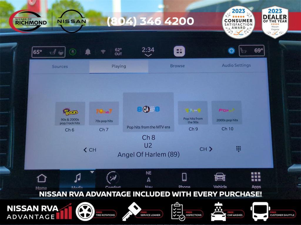 used 2023 Chrysler Pacifica car, priced at $27,868