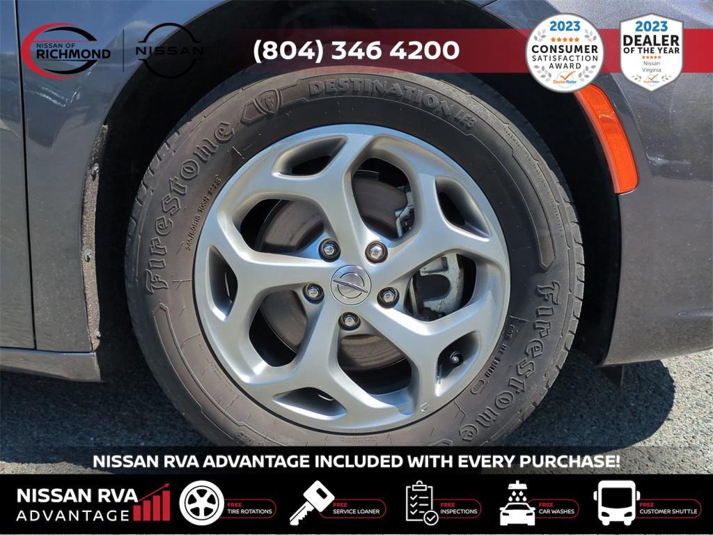 used 2023 Chrysler Pacifica car, priced at $27,868