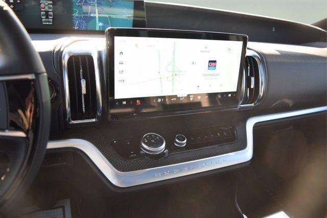 new 2025 Ford Expedition car, priced at $85,430