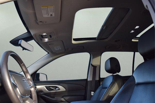 used 2021 Chevrolet Traverse car, priced at $26,672