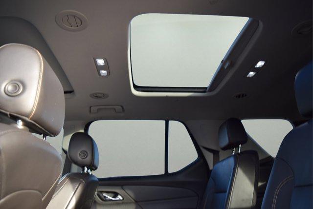used 2021 Chevrolet Traverse car, priced at $26,672