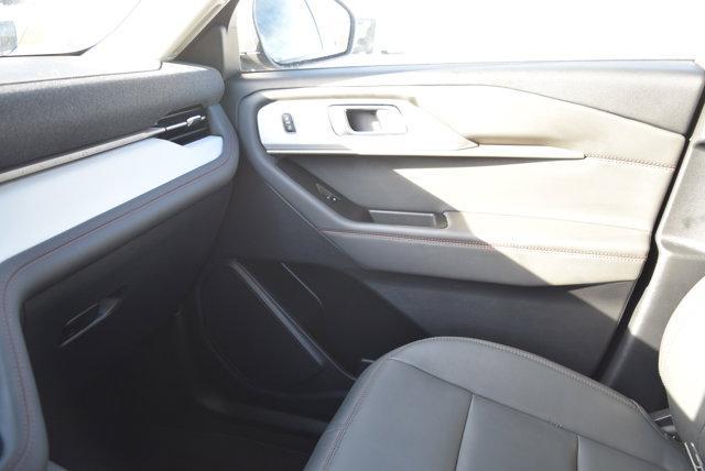 used 2025 Ford Explorer car, priced at $40,648