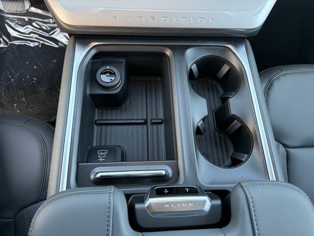 new 2026 Ford Expedition car, priced at $73,815