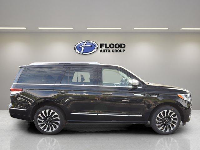 used 2022 Lincoln Navigator car, priced at $62,680