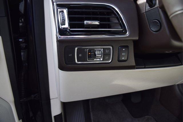 used 2022 Lincoln Navigator car, priced at $62,680