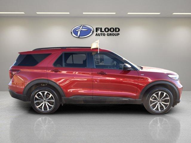 used 2023 Ford Explorer car, priced at $37,872