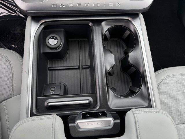 new 2026 Ford Expedition car, priced at $82,305