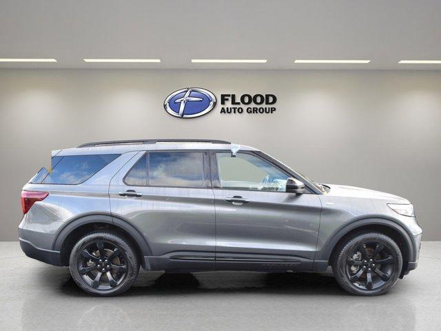 used 2024 Ford Explorer car, priced at $34,000