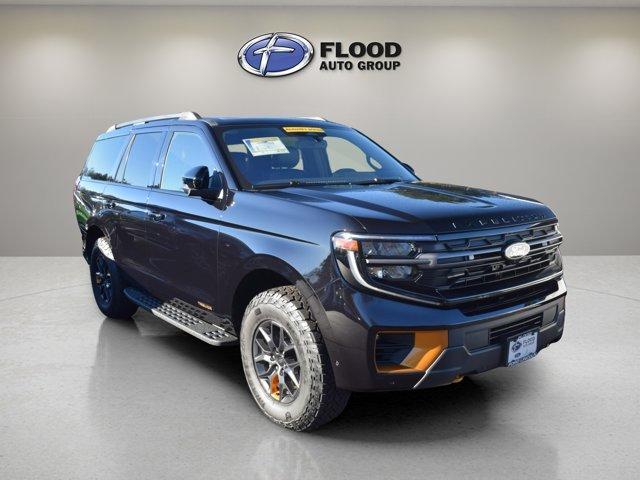 new 2025 Ford Expedition car, priced at $84,690
