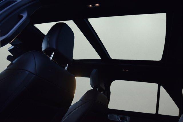 used 2021 Ford Explorer car, priced at $25,000