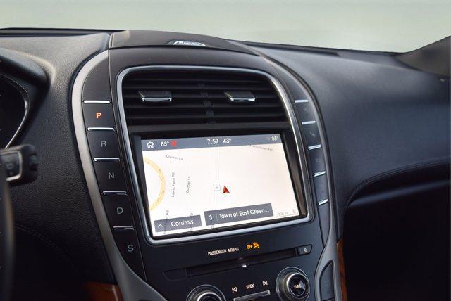 used 2019 Lincoln Nautilus car, priced at $18,000