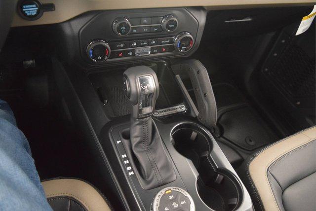 new 2025 Ford Bronco car, priced at $51,760