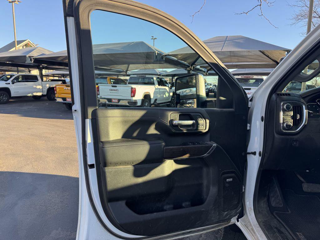 used 2022 GMC Sierra 2500 car, priced at $54,099