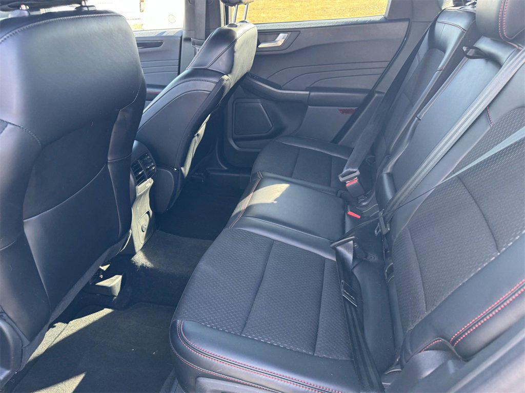 used 2025 Ford Escape car, priced at $25,999